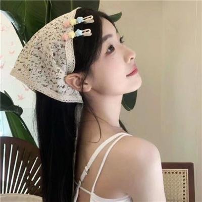 蜜桃女孩